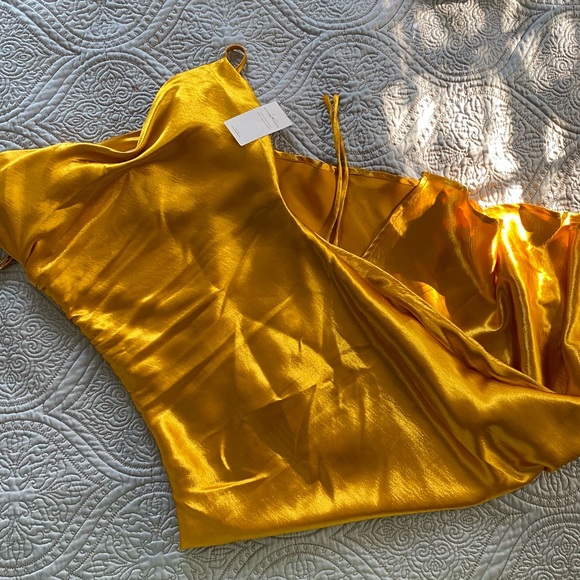 Dresses & Skirts - Gold Satin Side Slit Dress